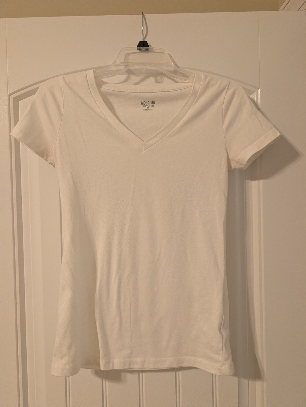 Small Mossimo Supply Co White V-Neck T-shirt